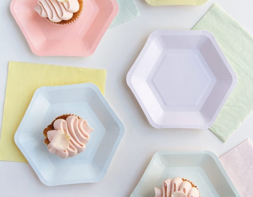Goodies – Pretty Pastel Plates