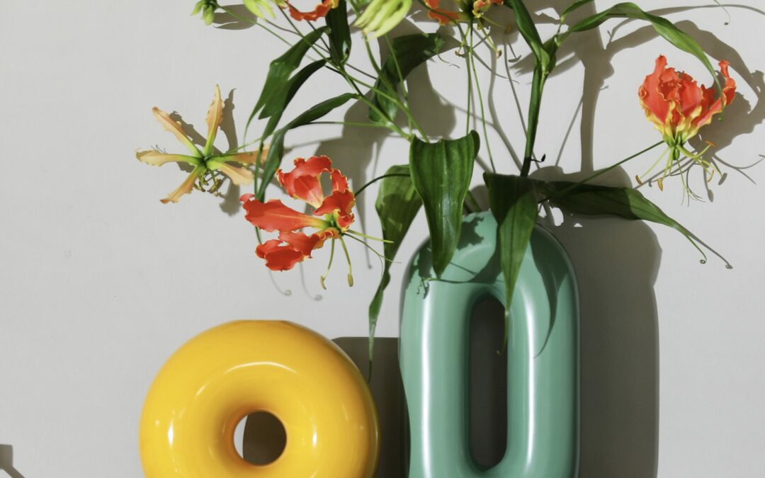 Goodies – Yellow Donut Vase