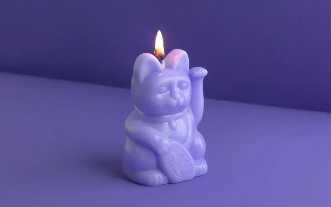 Lucky Lilac Cat Candle